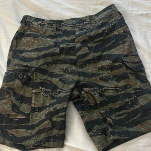 Tiger-stripe BDU camp shorts medium/regular 31-35 waste